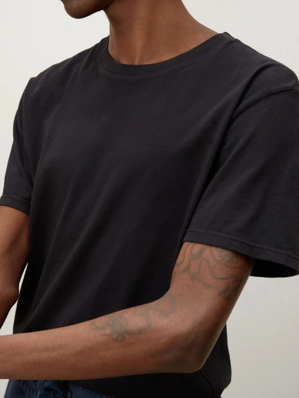 Everlane Uniform Organic Cotton Crew Tee Black Size M NWOT
